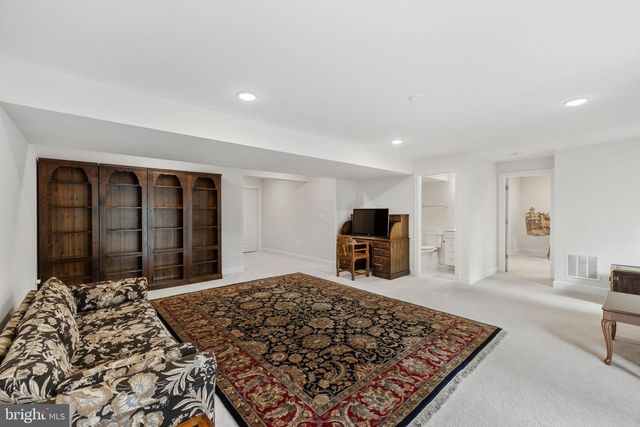 525 GLADIOLA WAY, Stafford, VA 22554