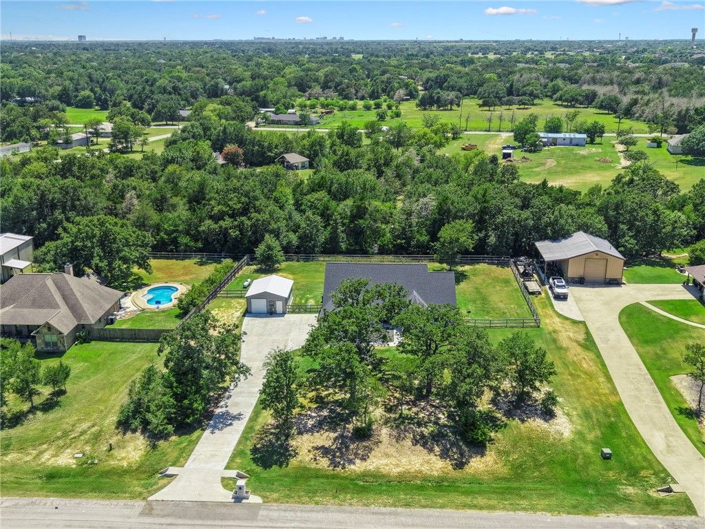 7532 Field Creek Estates Drive, Bryan, TX 77808 — photo 4
