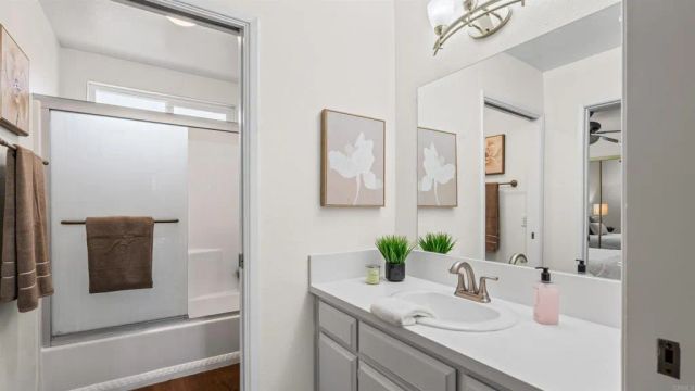 4180 Cleveland Ave 14, San Diego, CA 92103