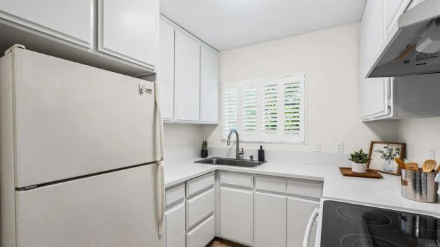 4180 Cleveland Ave 14, San Diego, CA 92103