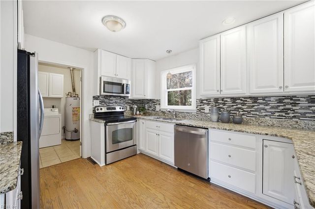 508 Kingston DR, Virginia Beach, VA 23452