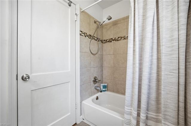 508 Kingston DR, Virginia Beach, VA 23452