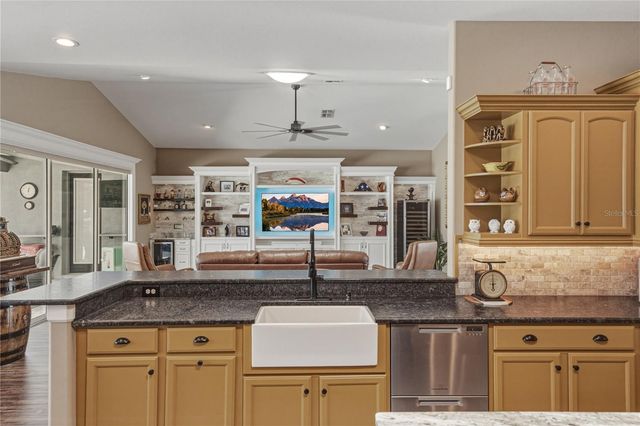 37405 HIGHRIDGE DRIVE, Dade City, FL 33525