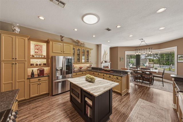 37405 HIGHRIDGE DRIVE, Dade City, FL 33525
