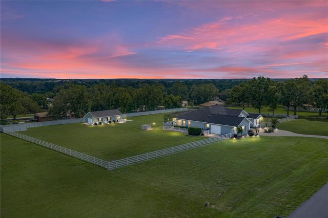 37405 HIGHRIDGE DRIVE, Dade City, FL 33525