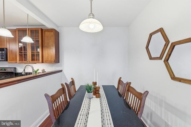 11 E OSTEND ST, Baltimore, MD 21230