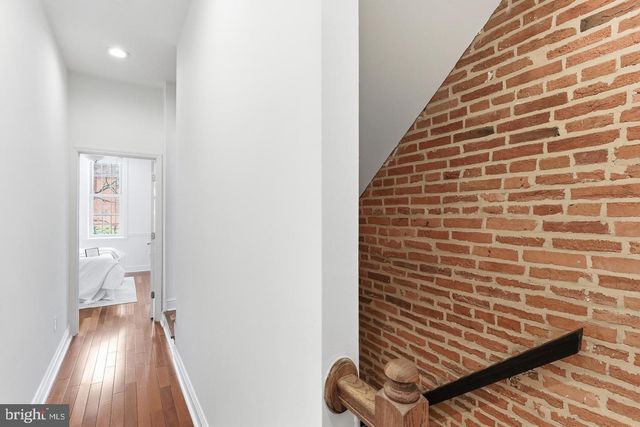 11 E OSTEND ST, Baltimore, MD 21230