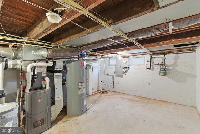 11 E OSTEND ST, Baltimore, MD 21230