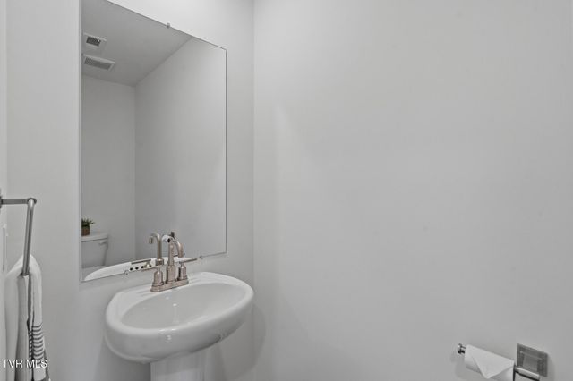 1113 Aspen Terrace, Greeneville, TN 37745