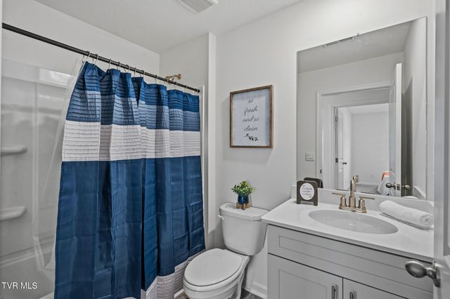 1113 Aspen Terrace, Greeneville, TN 37745