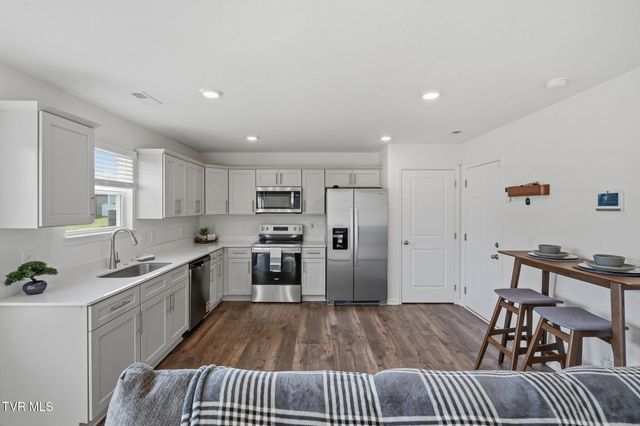 1113 Aspen Terrace, Greeneville, TN 37745