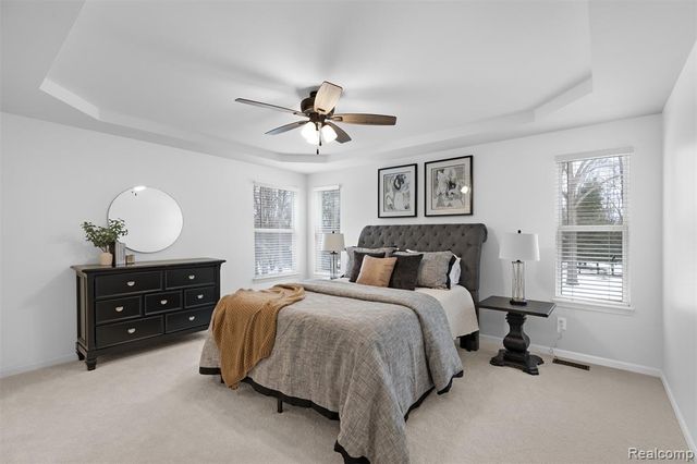 1614 High Pointe Drive, Oxford, MI 48371