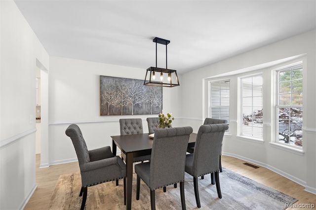 1614 High Pointe Drive, Oxford, MI 48371