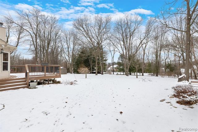 1614 High Pointe Drive, Oxford, MI 48371