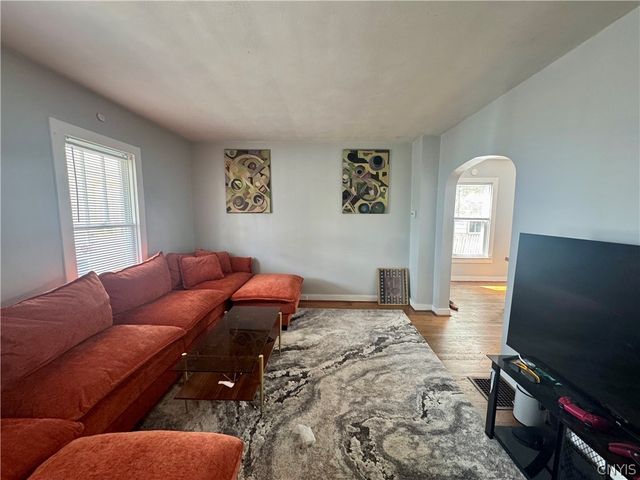 211 Pharis Street, Syracuse, NY 13204