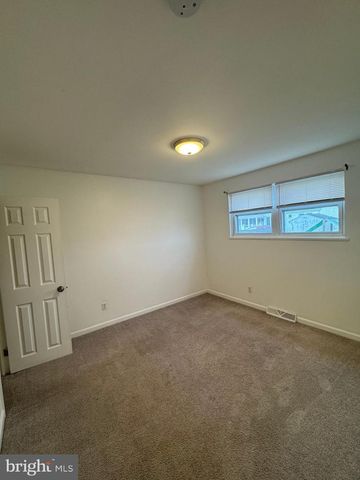 729 11TH, New Castle, DE 19720