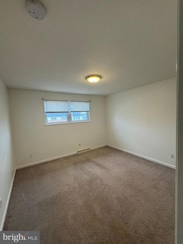 729 11TH, New Castle, DE 19720