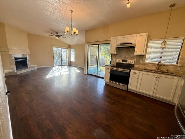 8603 Ridge Flower, San Antonio, TX 78239