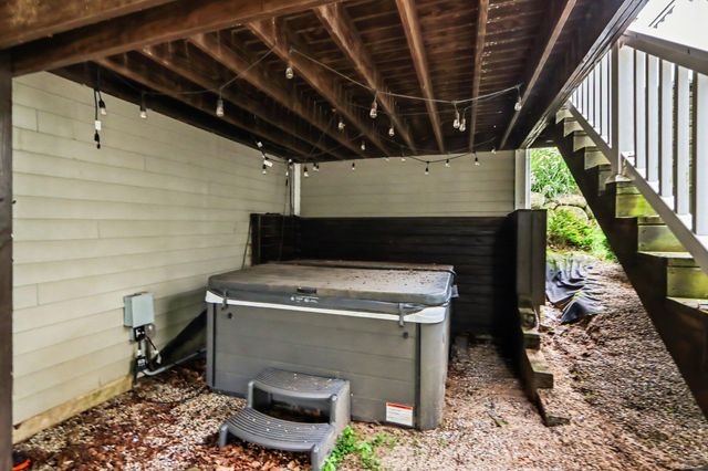 6018 Waters Ridge Court, Texas Twp, MI 49009