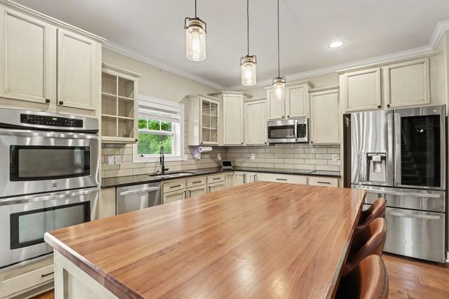 6018 Waters Ridge Court, Texas Twp, MI 49009