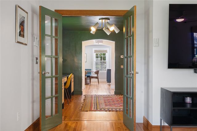 14 Mosher Drive, Barrington, RI 02806