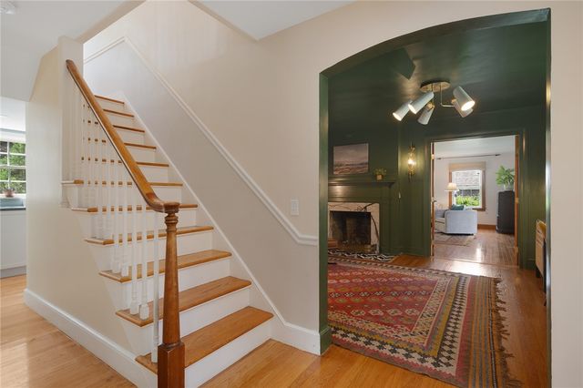 14 Mosher Drive, Barrington, RI 02806