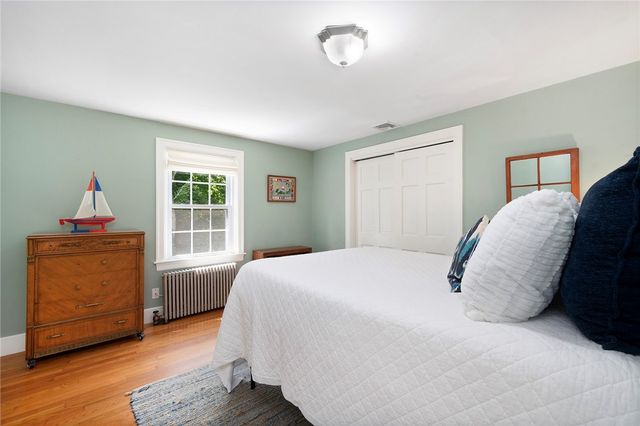 14 Mosher Drive, Barrington, RI 02806