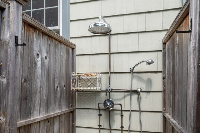 14 Mosher Drive, Barrington, RI 02806