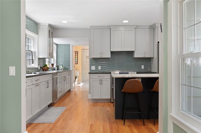 14 Mosher Drive, Barrington, RI 02806