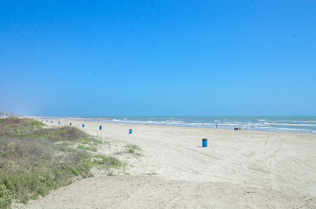6102 Seawall Boulevard 102B, Galveston, TX 77551