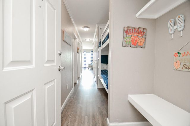 6102 Seawall Boulevard 102B, Galveston, TX 77551