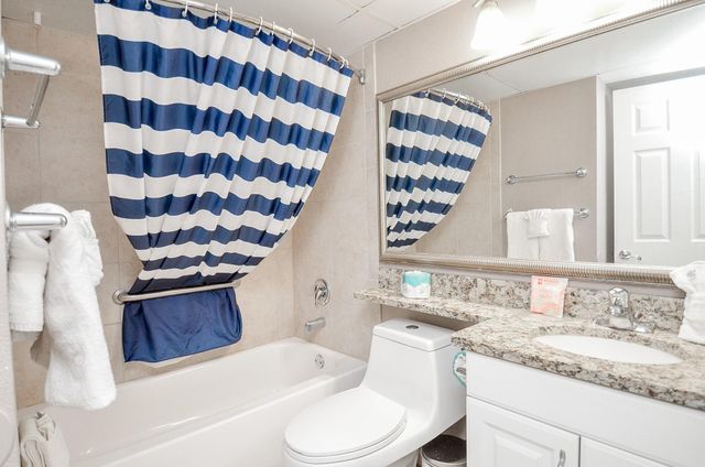 6102 Seawall Boulevard 102B, Galveston, TX 77551