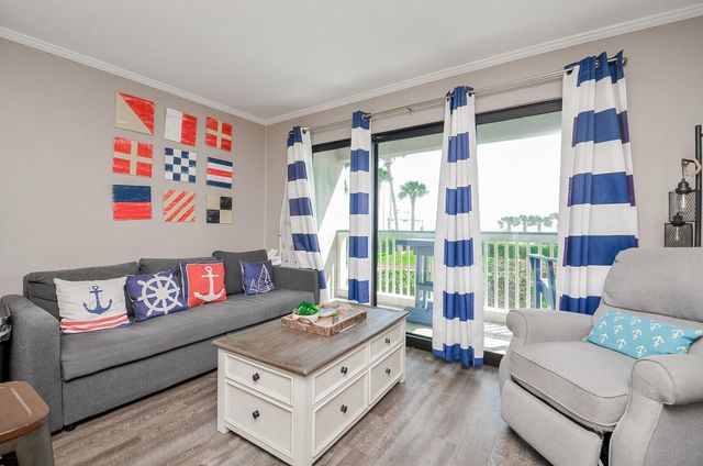 6102 Seawall Boulevard 102B, Galveston, TX 77551