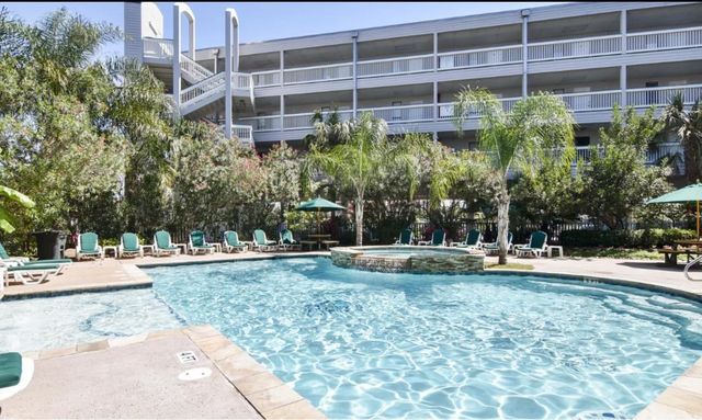 6102 Seawall Boulevard 102B, Galveston, TX 77551