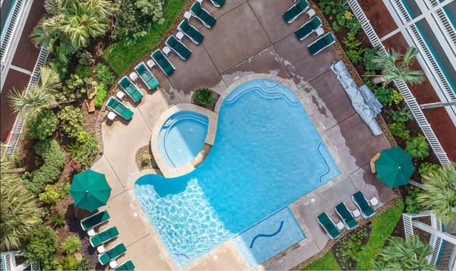 6102 Seawall Boulevard 102B, Galveston, TX 77551