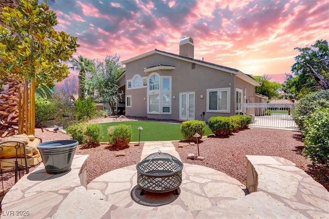 2500 Wimbledon Drive, Las Vegas, NV 89107