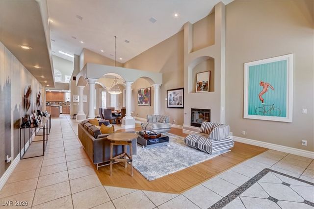 2500 Wimbledon Drive, Las Vegas, NV 89107