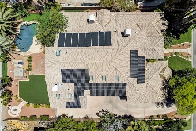 2500 Wimbledon Drive, Las Vegas, NV 89107