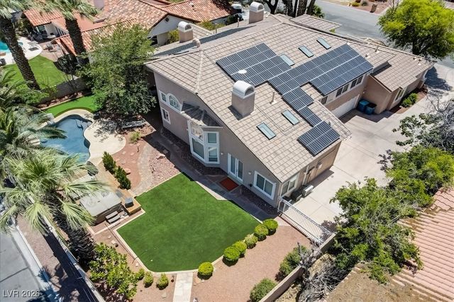 2500 Wimbledon Drive, Las Vegas, NV 89107