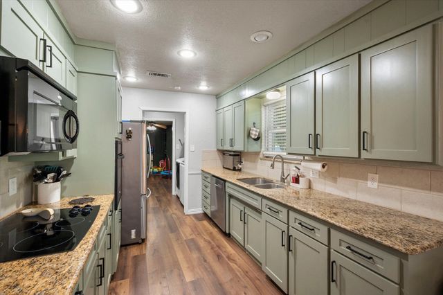 767 NW Ann Lois Lane, Burleson, TX 76028