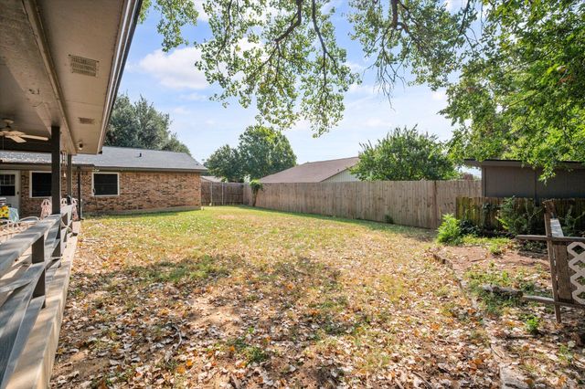 767 NW Ann Lois Lane, Burleson, TX 76028