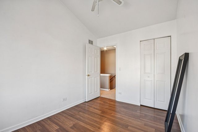 241 E Parallel Street 1A, Palatine, IL 60067