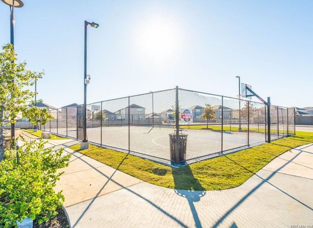 7536 Corral Summit, Helotes, TX 78253