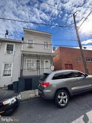 515 W ARCH ST, Pottsville, PA 17901