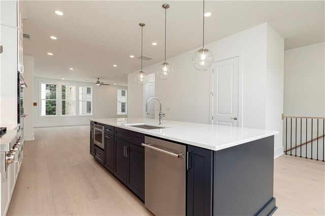 2251 Crestview Drive NE, Brookhaven, GA 30319