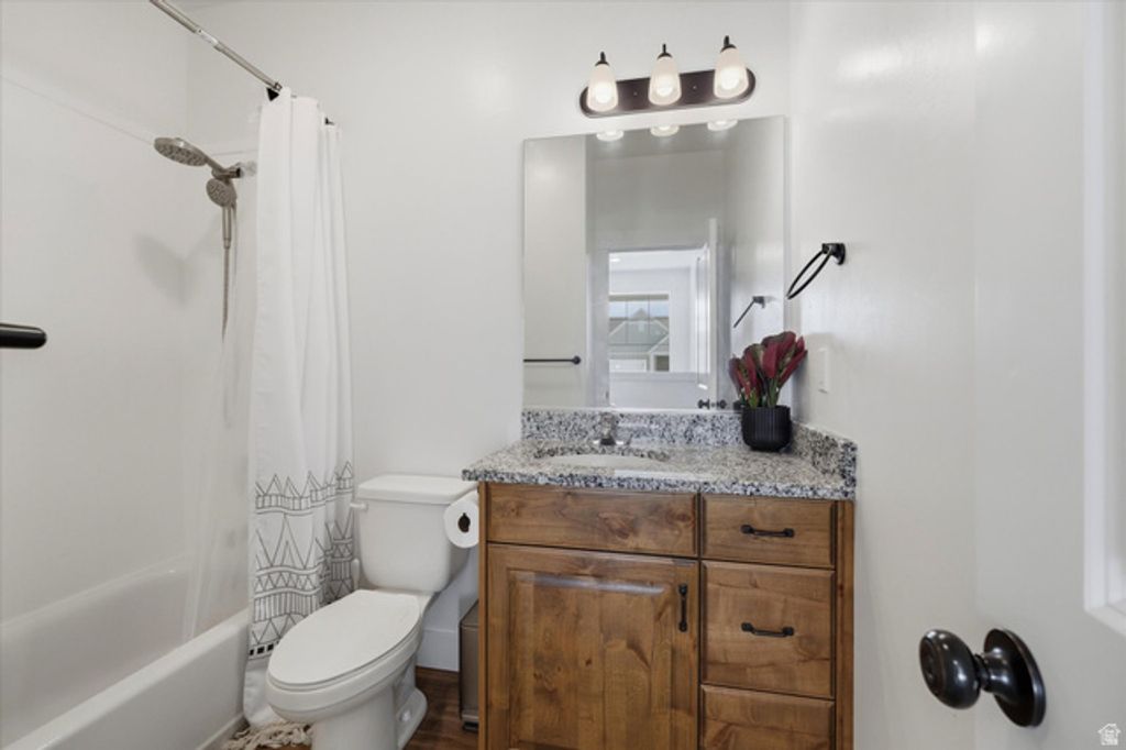 Image 19 of property listing at 628 S 380 E, Smithfield, UT 84335