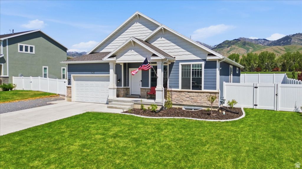 Image 41 of property listing at 628 S 380 E, Smithfield, UT 84335