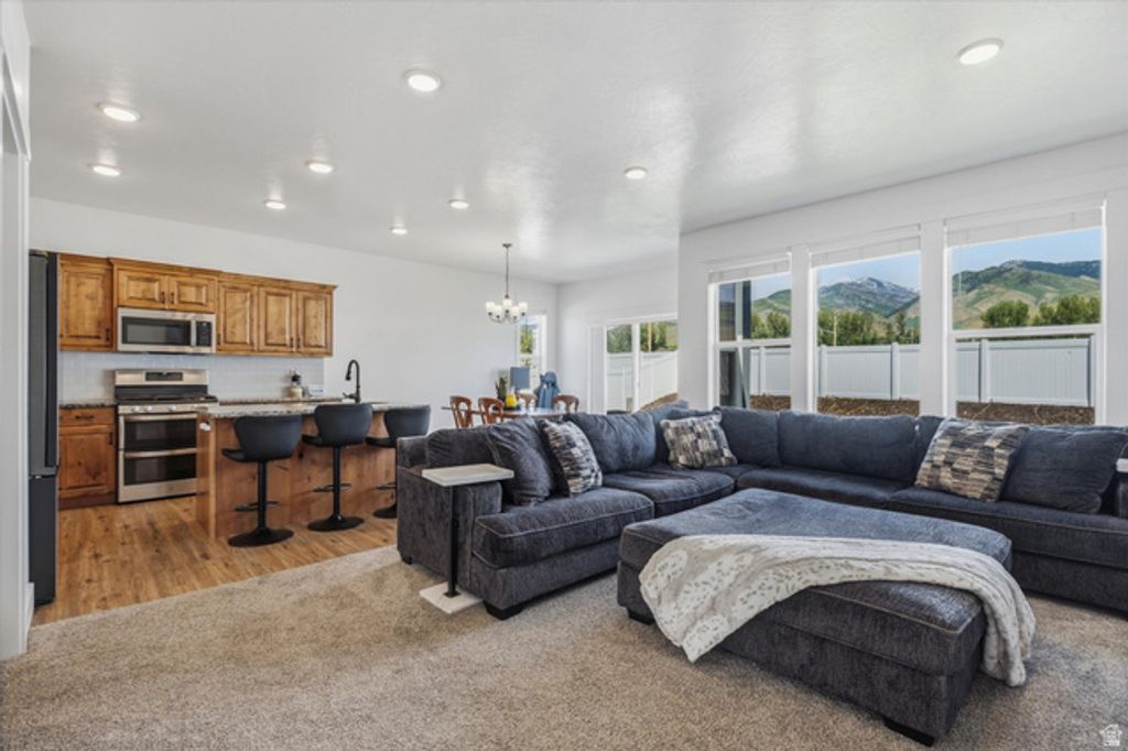 Image 8 of property listing at 628 S 380 E, Smithfield, UT 84335