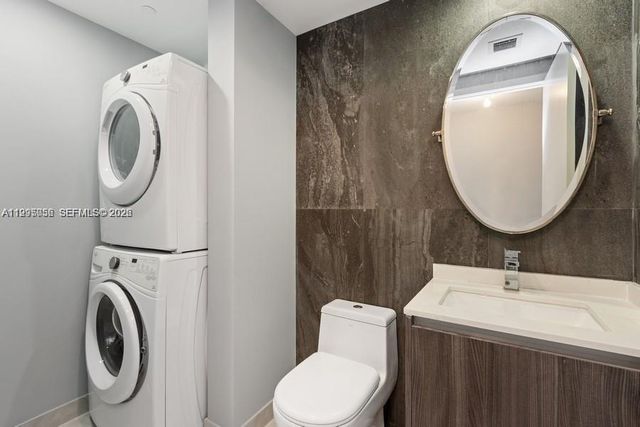 488 NE 18th St 3801, Miami, FL 33132