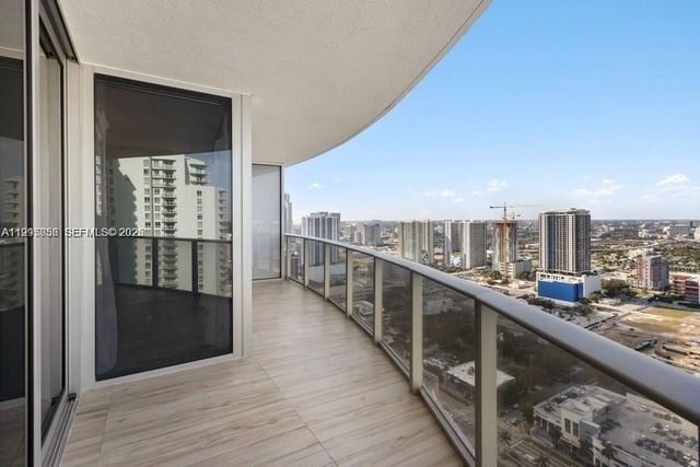 488 NE 18th St 3801, Miami, FL 33132